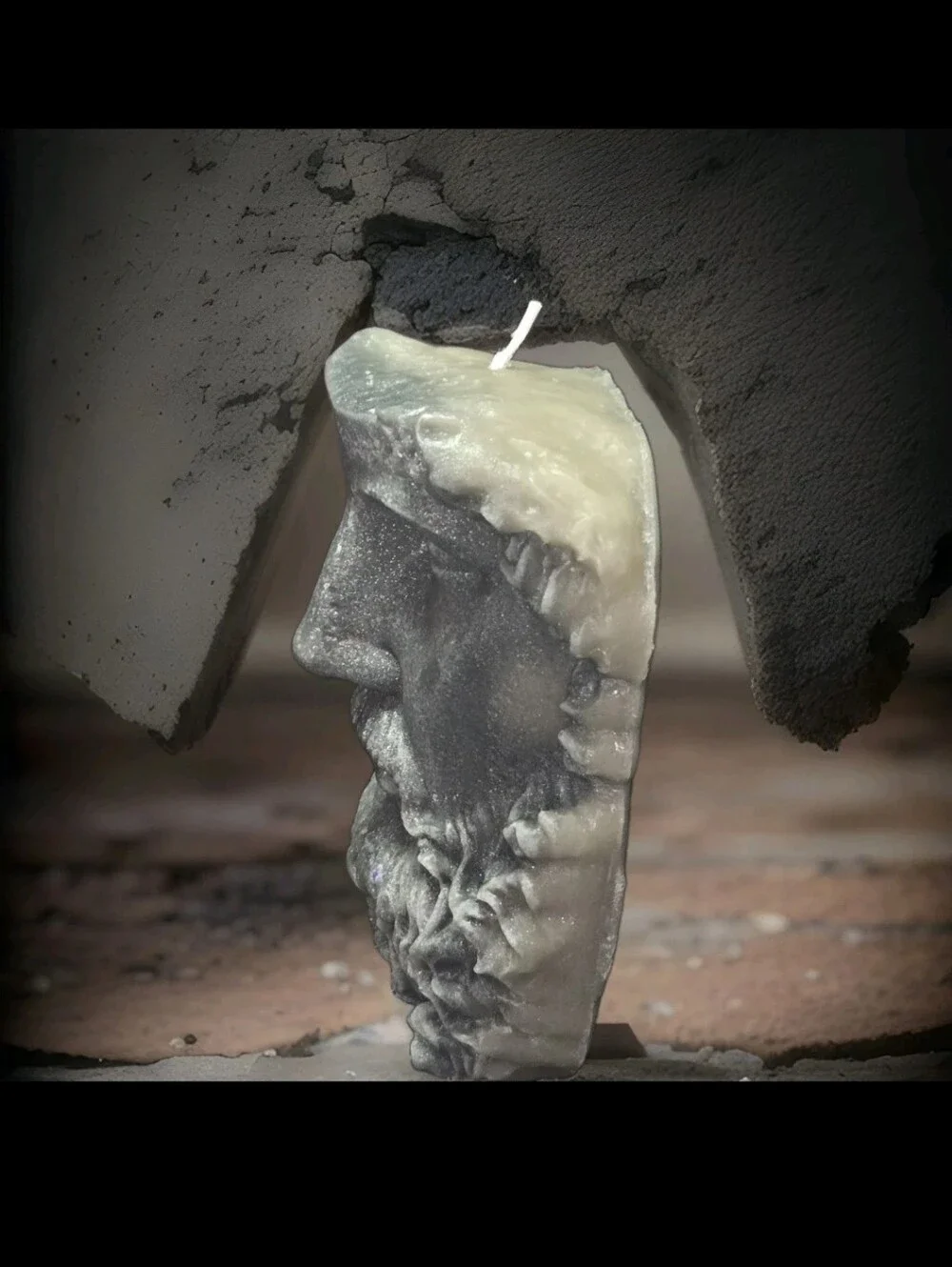 Philosopher Scented Candle -  Stoicism -Stone Look